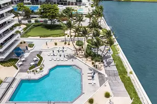 555 NE 34th St, Miami, FL 33137 - Photo 2