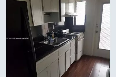 1430 NE 170th St #214, North Miami Beach, FL 33162 - Photo 2