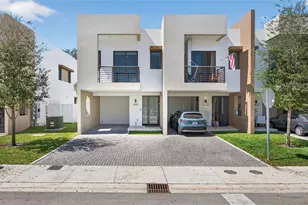 5467 W Oak Wy, Dania Beach, FL 33314 - Photo 2