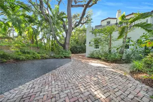 1720 Espanola Dr, Miami, FL 33133 - Photo 10