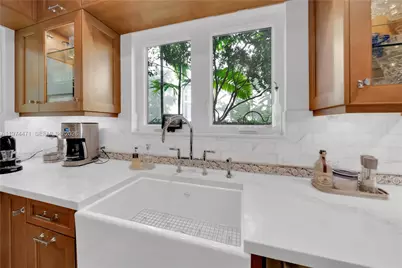 1720 Espanola Dr, Miami, FL 33133 - Photo 48