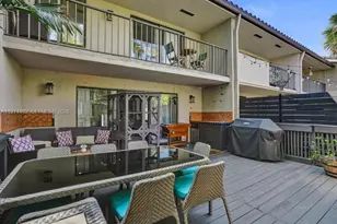 2723 NE 164th St, North Miami Beach, FL 33160 - Photo 12