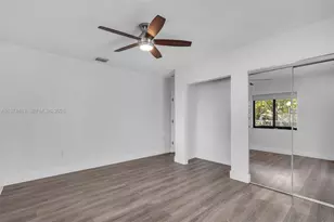 42 W 44th St, Hialeah, FL 33012 - Photo 16