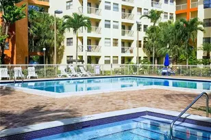 8373 Lake Dr, Doral, FL 33166 - Photo 20