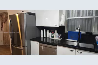 565 NW 54th St, Boca Raton, FL 33487 - Photo 8