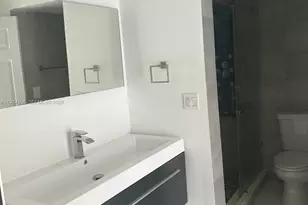 7545 E Treasure Dr, North Bay Village, FL 33141 - Photo 8