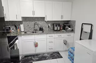 17914 NW 66th Ct Cir, Hialeah, FL 33015 - Photo 16