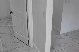 10820 SW 200th Dr, Cutler Bay, FL 33157 - Photo 12