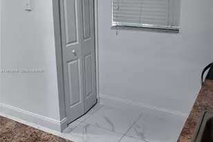 10820 SW 200th Dr, Cutler Bay, FL 33157 - Photo 4