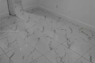 10820 SW 200th Dr, Cutler Bay, FL 33157 - Photo 16