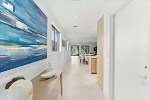 2925 SW 36th Ave, Miami, FL 33133 - Photo 2