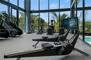 101 Diplomat Pkwy, Hallandale Beach, FL 33009 - Photo 34