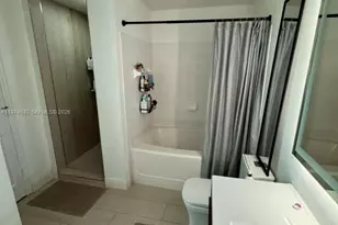 533 NE 3rd Ave, Fort Lauderdale, FL 33301 - Photo 4