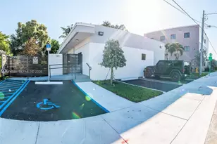 120 NE 71st St, Miami, FL 33138 - Photo 16