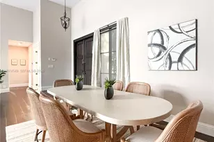 400 Alexandra Cir, Weston, FL 33326 - Photo 10