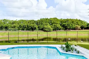 400 Alexandra Cir, Weston, FL 33326 - Photo 40