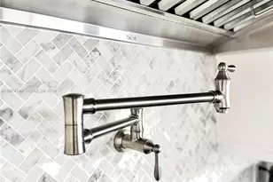 400 Alexandra Cir, Weston, FL 33326 - Photo 24