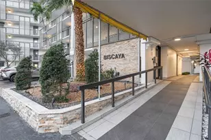 20500 W Country Club Dr, Aventura, FL 33180 - Photo 4