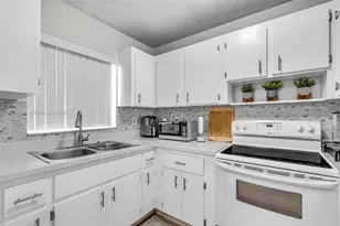 2514 Taylor St, Hollywood, FL 33020 - Photo 8