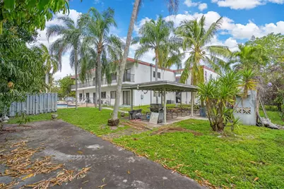 2514 Taylor St #11, Hollywood, FL 33020 - Photo 24