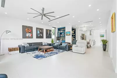 1845 NE 124th St, North Miami, FL 33181 - Photo 8