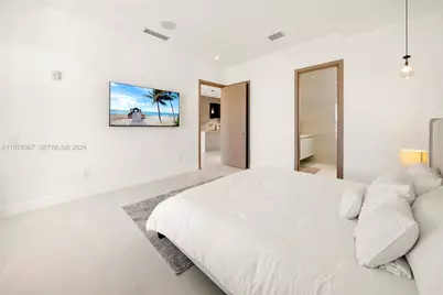 246 NE 6th Ave #302, Delray Beach, FL 33483 - Photo 16