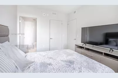 650 NE 32nd St #2005, Miami, FL 33137 - Photo 18