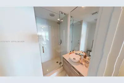 650 NE 32nd St #2005, Miami, FL 33137 - Photo 20