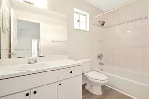 12015 SW 14th St, Miami, FL 33184 - Photo 12