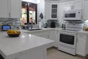 15630 SW 146th Ave, Miami, FL 33177 - Photo 6
