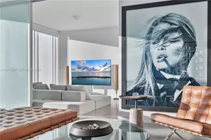 1040 Biscayne Blvd, Miami, FL 33132 - Photo 2