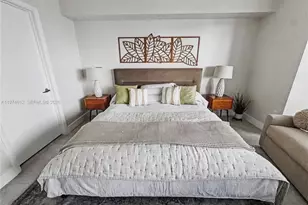 475 Brickell Ave, Miami, FL 33131 - Photo 12