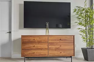 475 Brickell Ave, Miami, FL 33131 - Photo 10