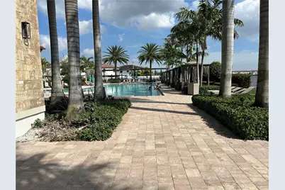 10371 W 33rd Ct, Hialeah, FL 33018 - Photo 16