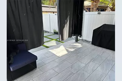 10371 W 33rd Ct, Hialeah, FL 33018 - Photo 8