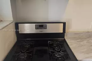 8430 Harding Ave, Miami Beach, FL 33141 - Photo 20