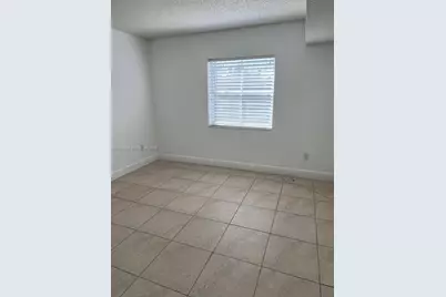 8240 SW 210th St #220, Cutler Bay, FL 33189 - Photo 22