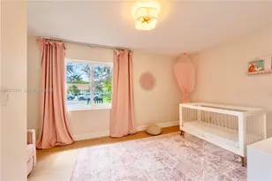 10461 SW 121st St, Miami, FL 33176 - Photo 22