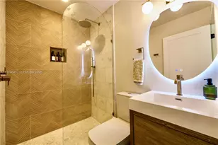 10461 SW 121st St, Miami, FL 33176 - Photo 14
