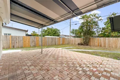 1381 W 63rd St, Hialeah, FL 33012 - Photo 50