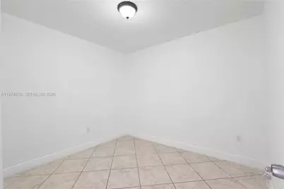 1381 W 63rd St, Hialeah, FL 33012 - Photo 28