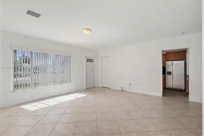 1381 W 63rd St, Hialeah, FL 33012 - Photo 14