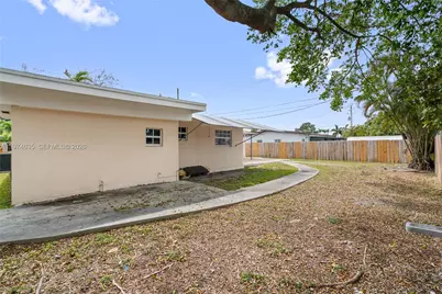 1381 W 63rd St, Hialeah, FL 33012 - Photo 66