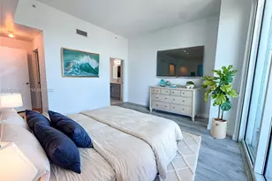 1900 N Bayshore Dr, Miami, FL 33132 - Photo 22