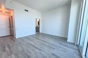 1900 N Bayshore Dr, Miami, FL 33132 - Photo 18