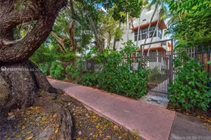 1135 Meridian Ave, Miami Beach, FL 33139 - Photo 2