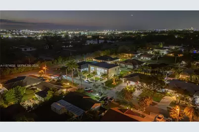 10181 NW 27th St, Doral, FL 33172 - Photo 20