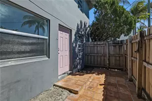 400 SE 31st St, Fort Lauderdale, FL 33316 - Photo 14