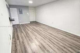 9741 Fontainebleau Blvd, Miami, FL 33172 - Photo 8