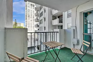 2750 NE 183rd St, Aventura, FL 33160 - Photo 14